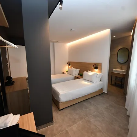Giulia Hotel 4*