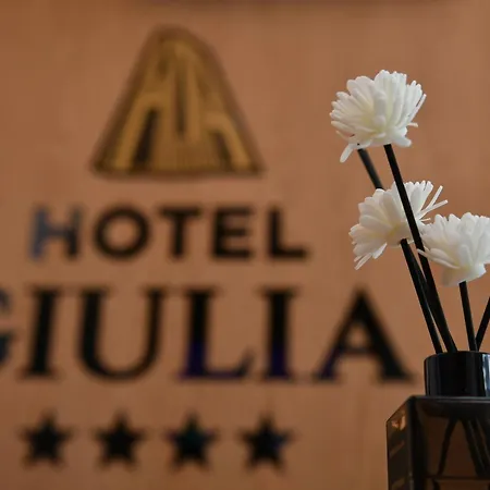 Hotel Giulia 4*