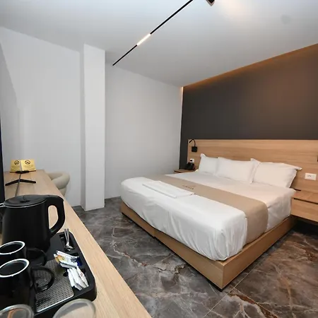Giulia Hotel Tirana