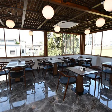 Giulia Hotel 4*